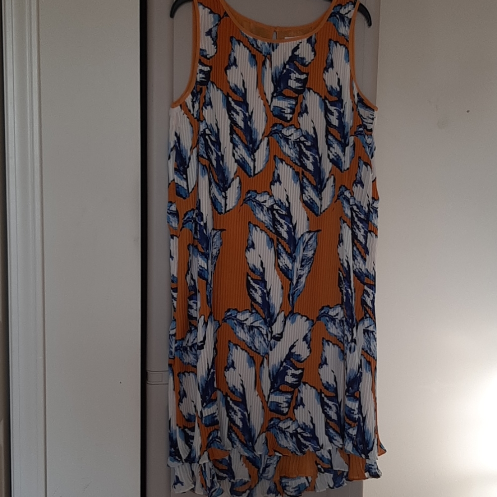 Women dress